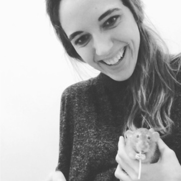 Meet your Posher, Alexandra - Picture 8 of 10